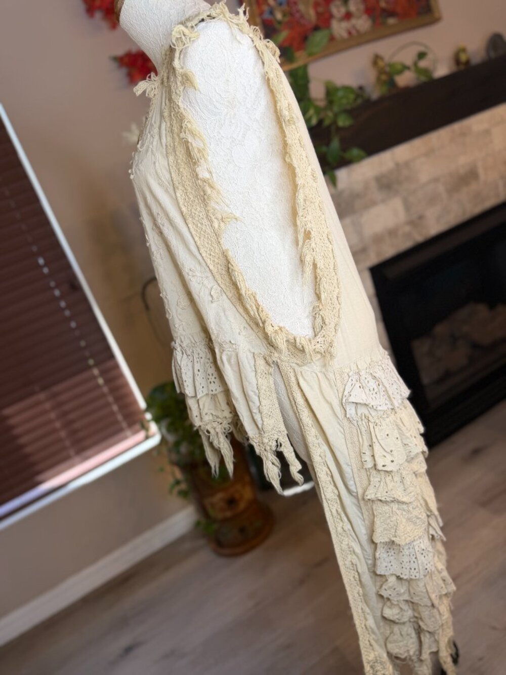 Jaded Gypsy Cream Ruffle Tunic - OS - Picture 4 of 6
